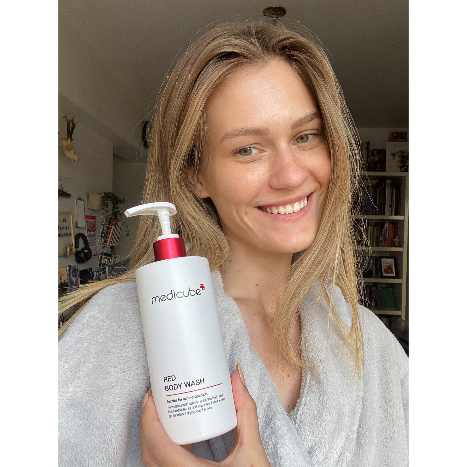 red-line-ultimate-face-and-body-care-set-q8 redbodywash_tn3_56d2342d-3584-4245-8859-53cd1e06976f.jpg